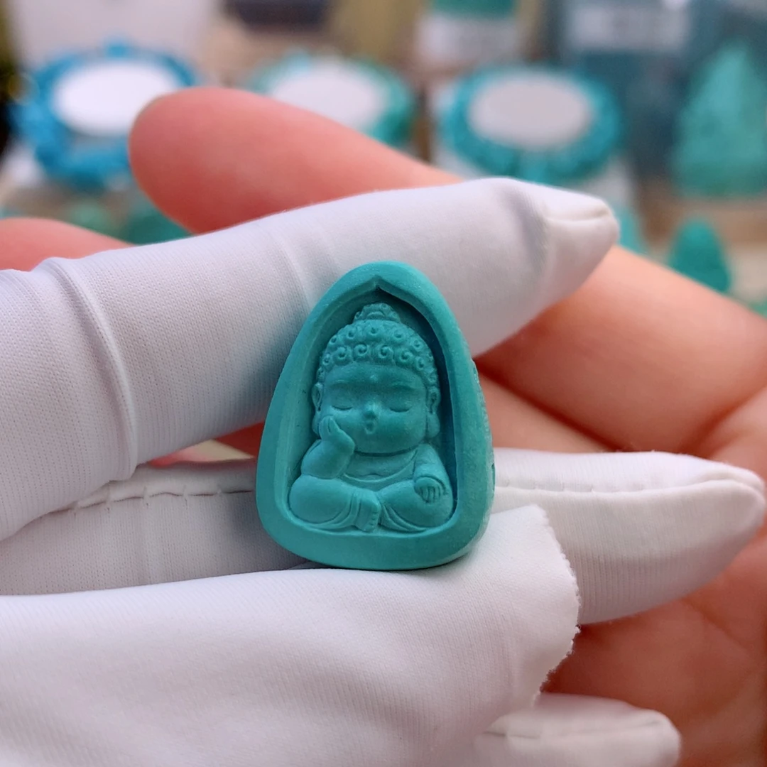 绿松石未镶嵌挂件