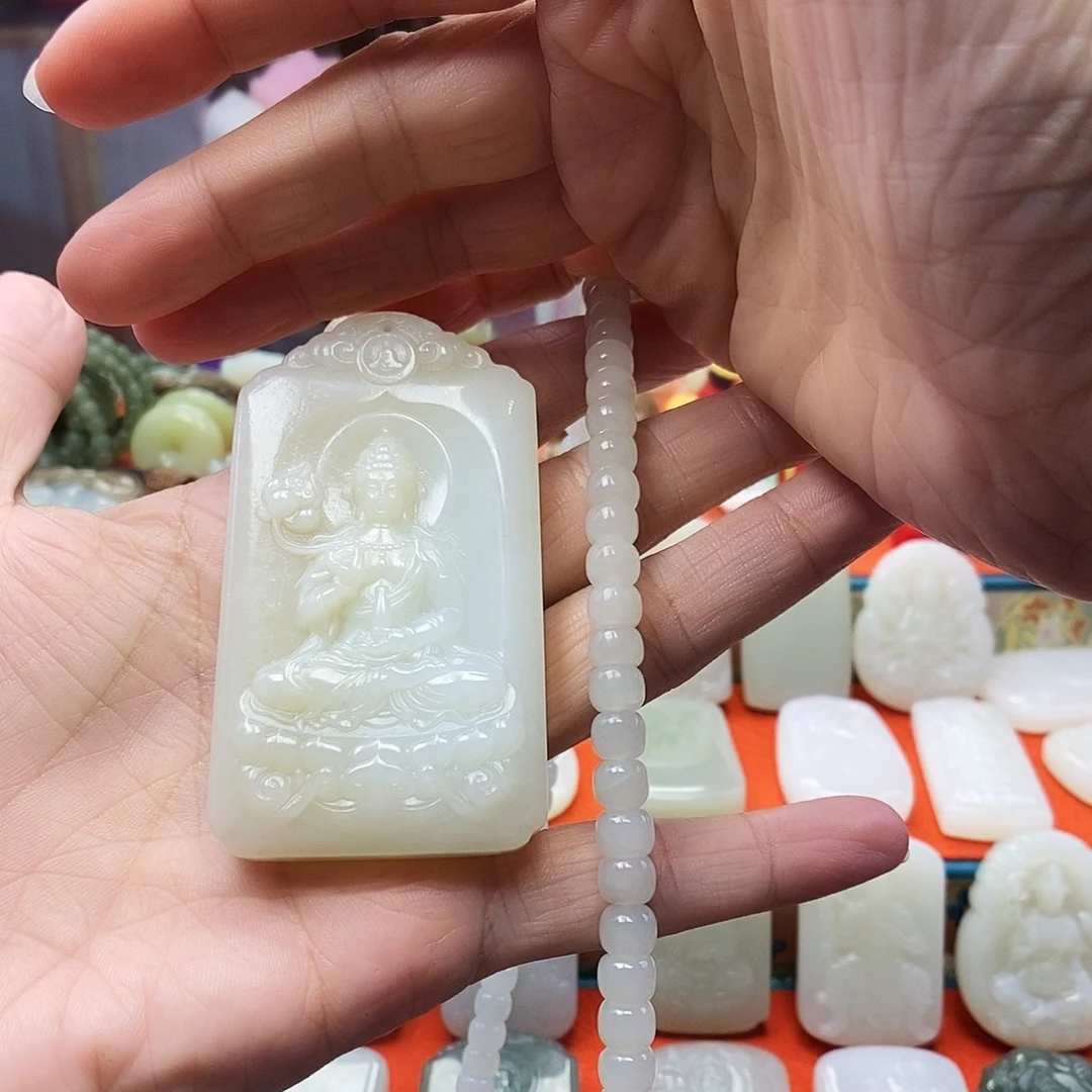 用***9和田玉未镶嵌颈饰