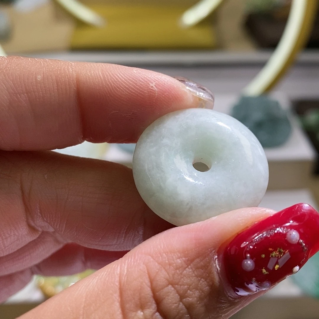 【闪购商品】翡翠颈饰未镶嵌扣子