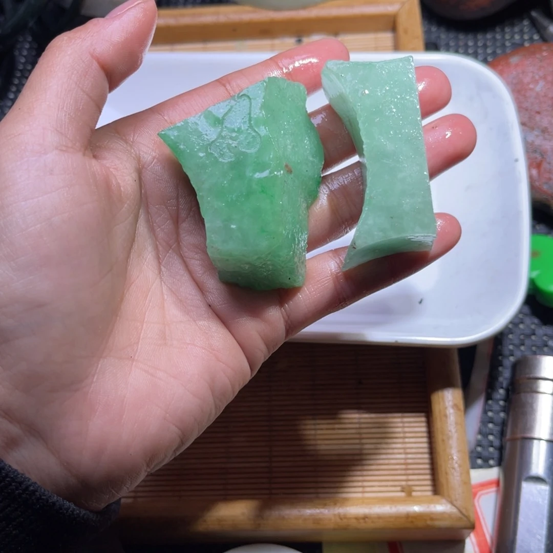 未镶嵌和田玉车挂