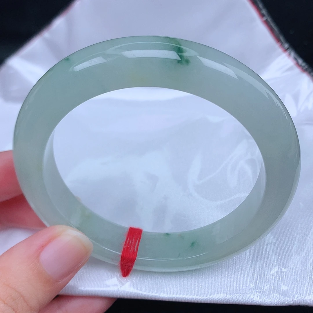 未镶嵌手镯翡翠天然