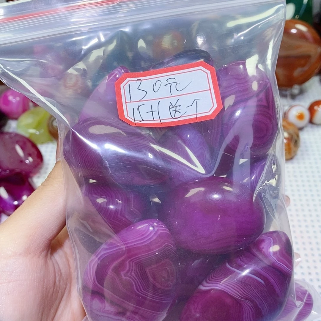 九***哥玛瑙/玉髓未镶嵌珠宝奇石