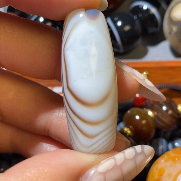 未镶嵌颈饰玛瑙/玉髓