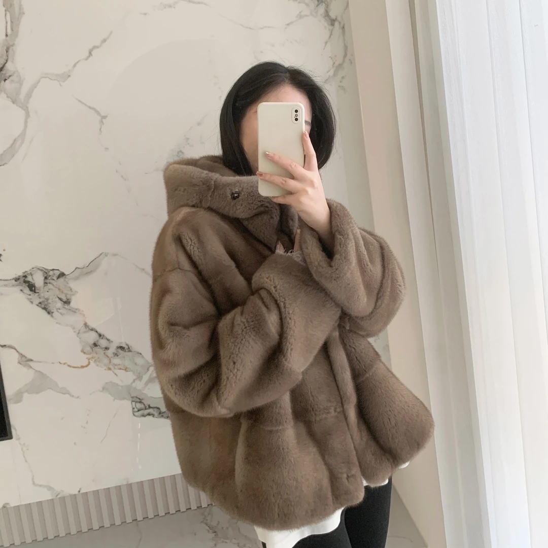 紫标短二水貂-横排靠坎连帽女装原皮原色短款外套2441