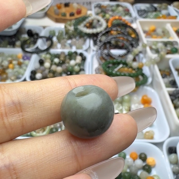 未镶嵌和田玉珠宝半成品