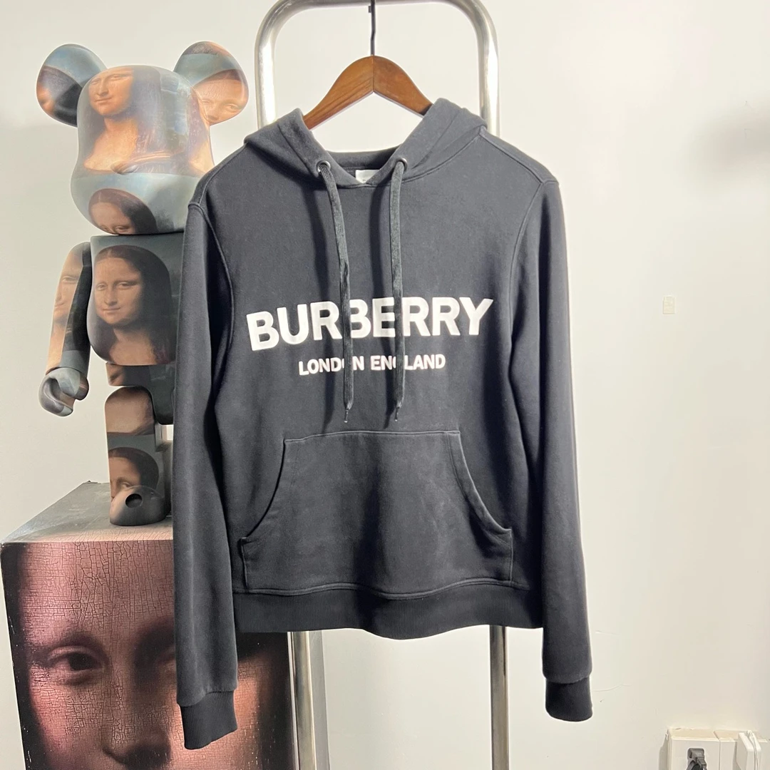 99新 BURBERRY/博柏利 伦敦限定帽衫 p2365 尺码：XS衣长64胸围50