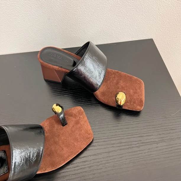 粗跟夏季厚款修面方头金属一字拖尖头休闲平底女鞋凉鞋凉拖鞋