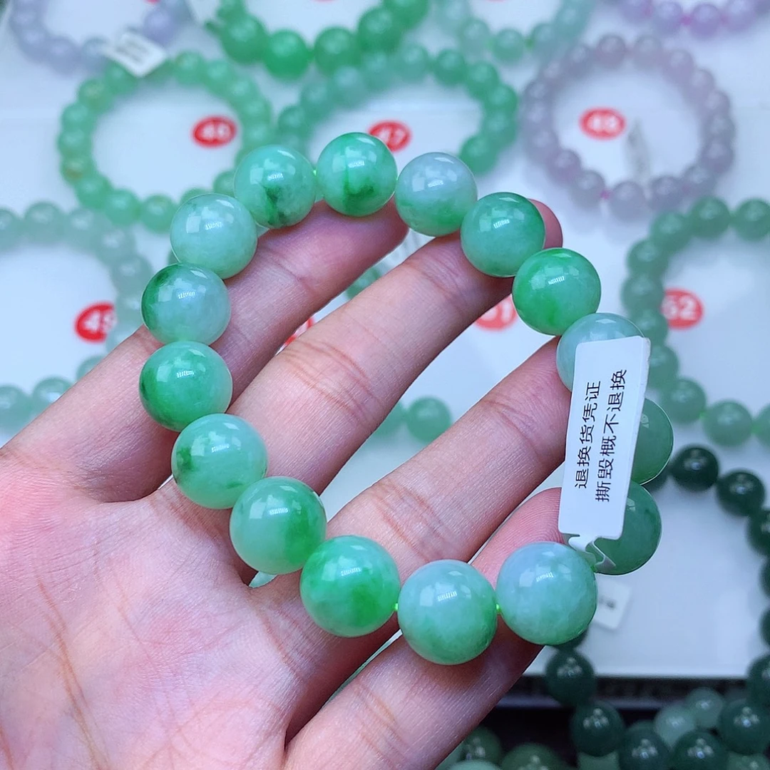 大***帅毛衣链未镶嵌翡翠