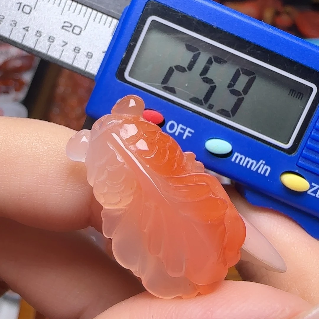 南红玛瑙未镶嵌颈饰