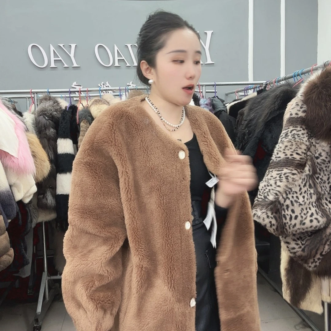 L姚小妖家高端皮草