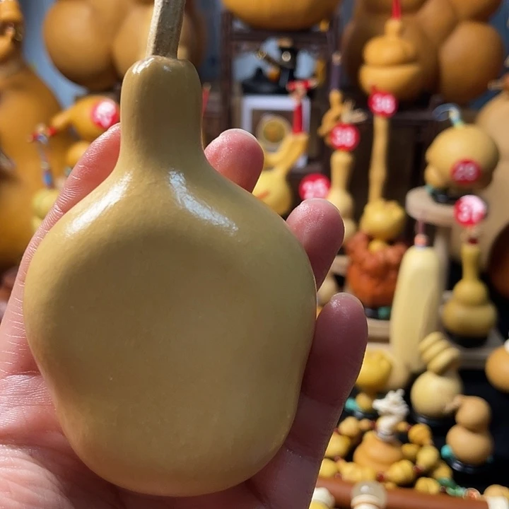 船****葫芦丝和你联系一下她