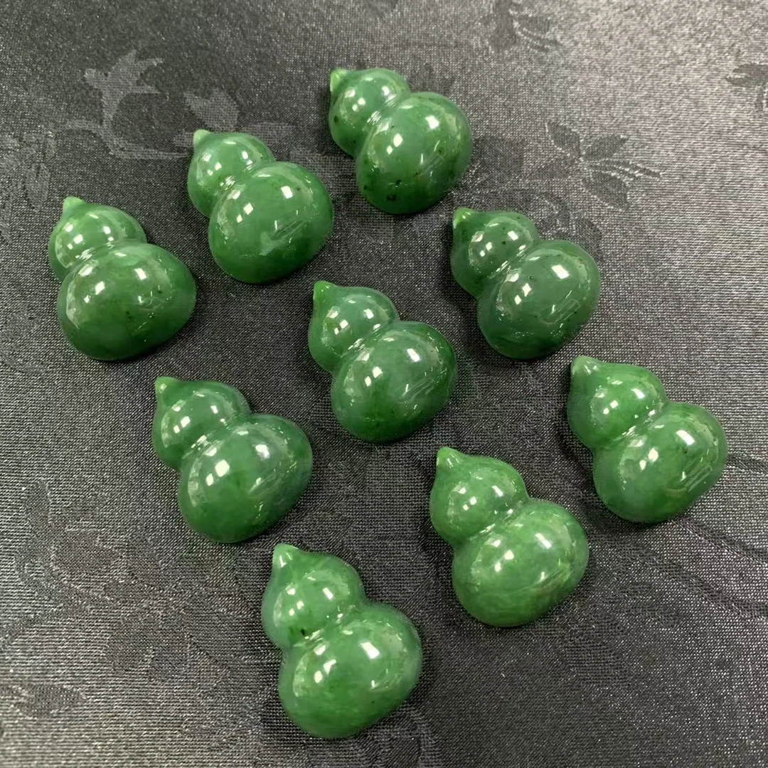 「戴琴珠宝」DQ4831-和田碧玉葫芦吊坠（多样性发其一）