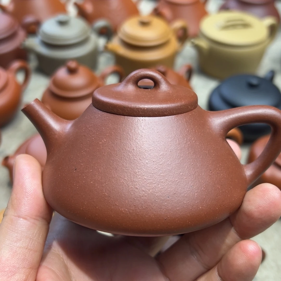 总***上紫砂茶壶140毫升特炼紫泥子冶底部微凹