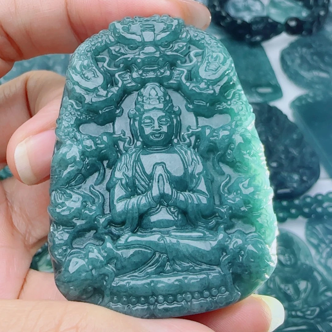颈饰未镶嵌翡翠多样性发货天然的A货翡翠