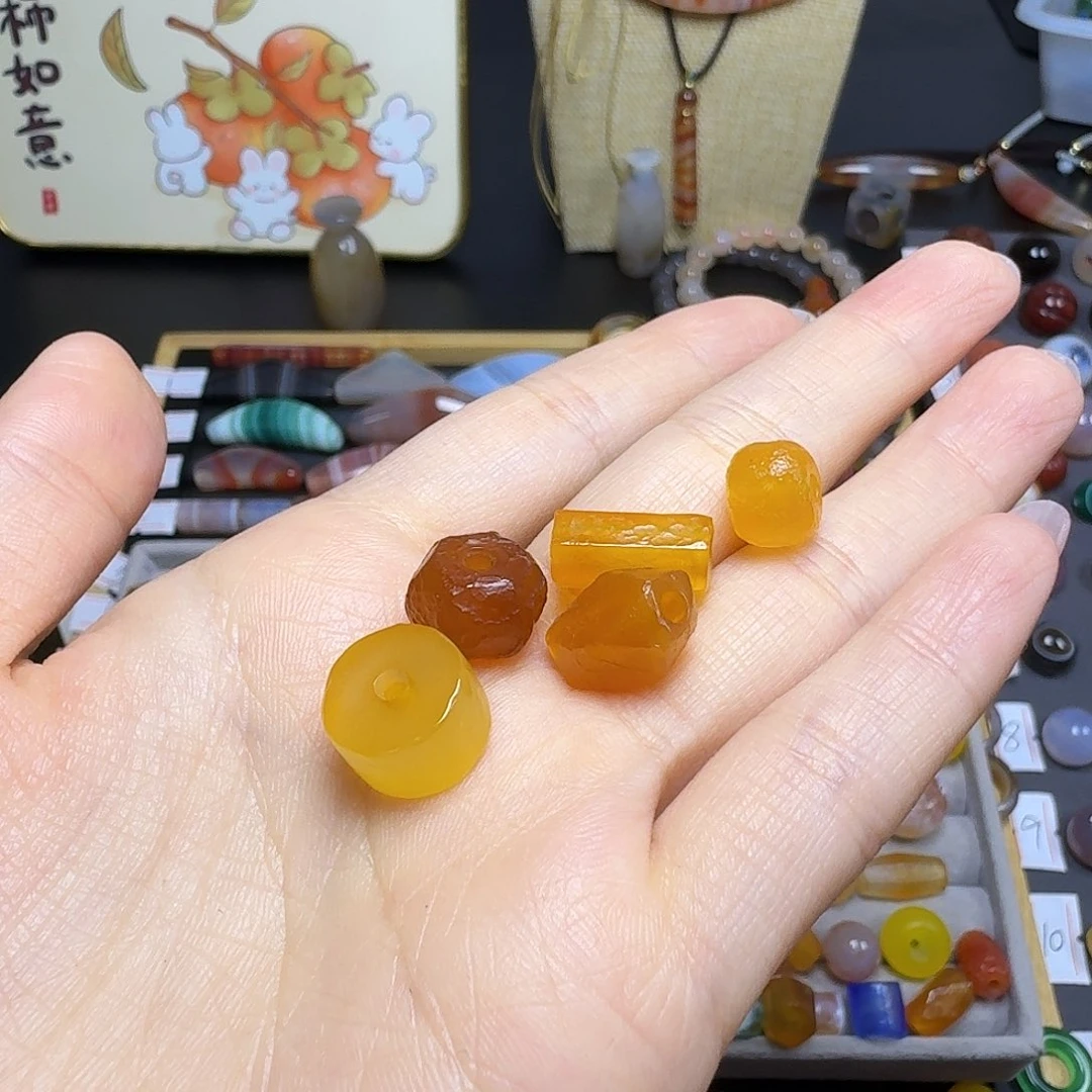 M****玛瑙/玉髓未镶嵌天然玛瑙