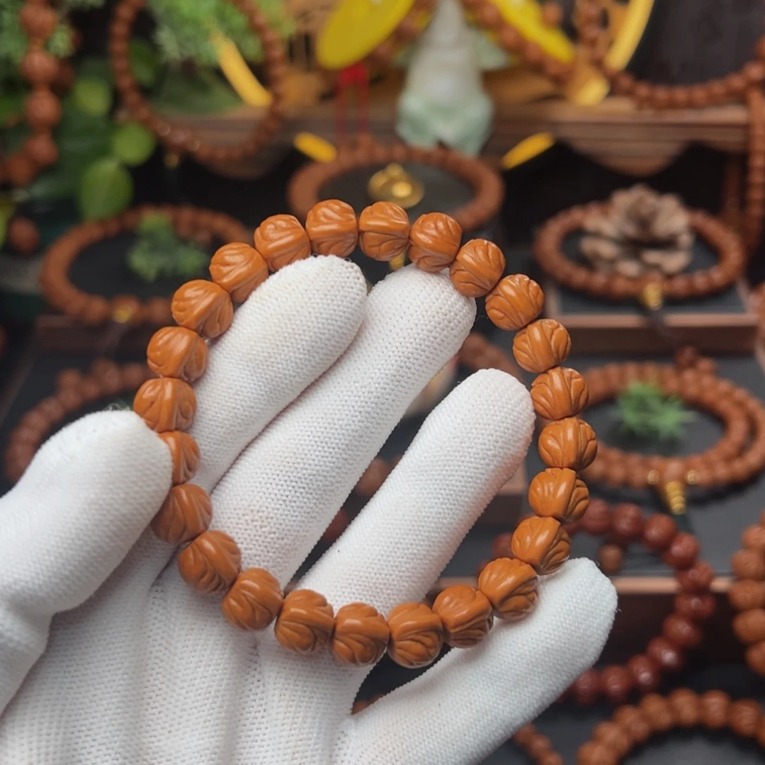 吊坠桃核?1.0金玉龙手串