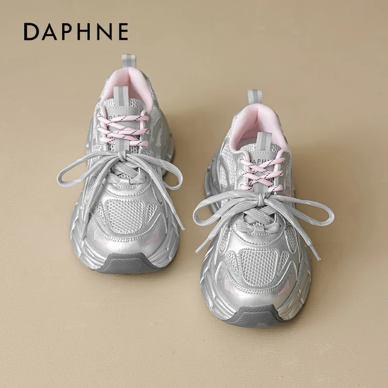 达芙妮银粉色厚底老爹鞋女款2025新款透气增高轻便软底超轻休闲鞋