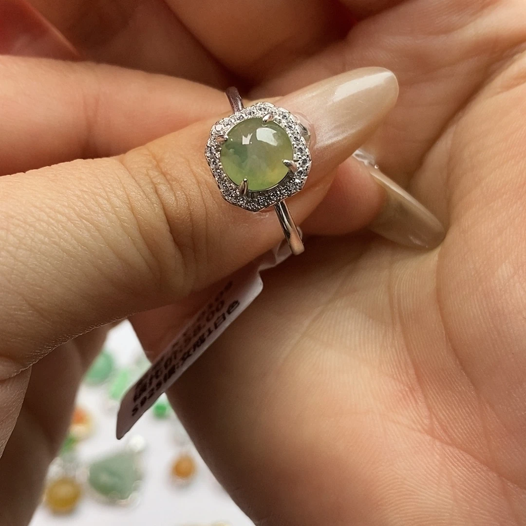 翡翠未镶嵌戒指翡翠