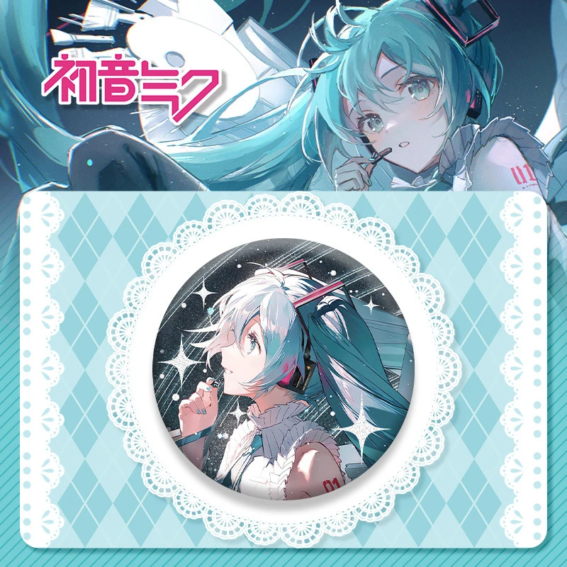 初音双闪徽章全新设计银葱素面点点75mm58mm马口铁双闪徽章