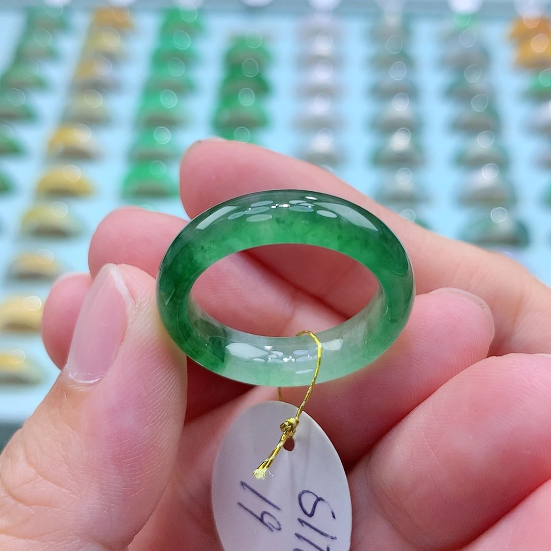 未镶嵌戒指翡翠19圈