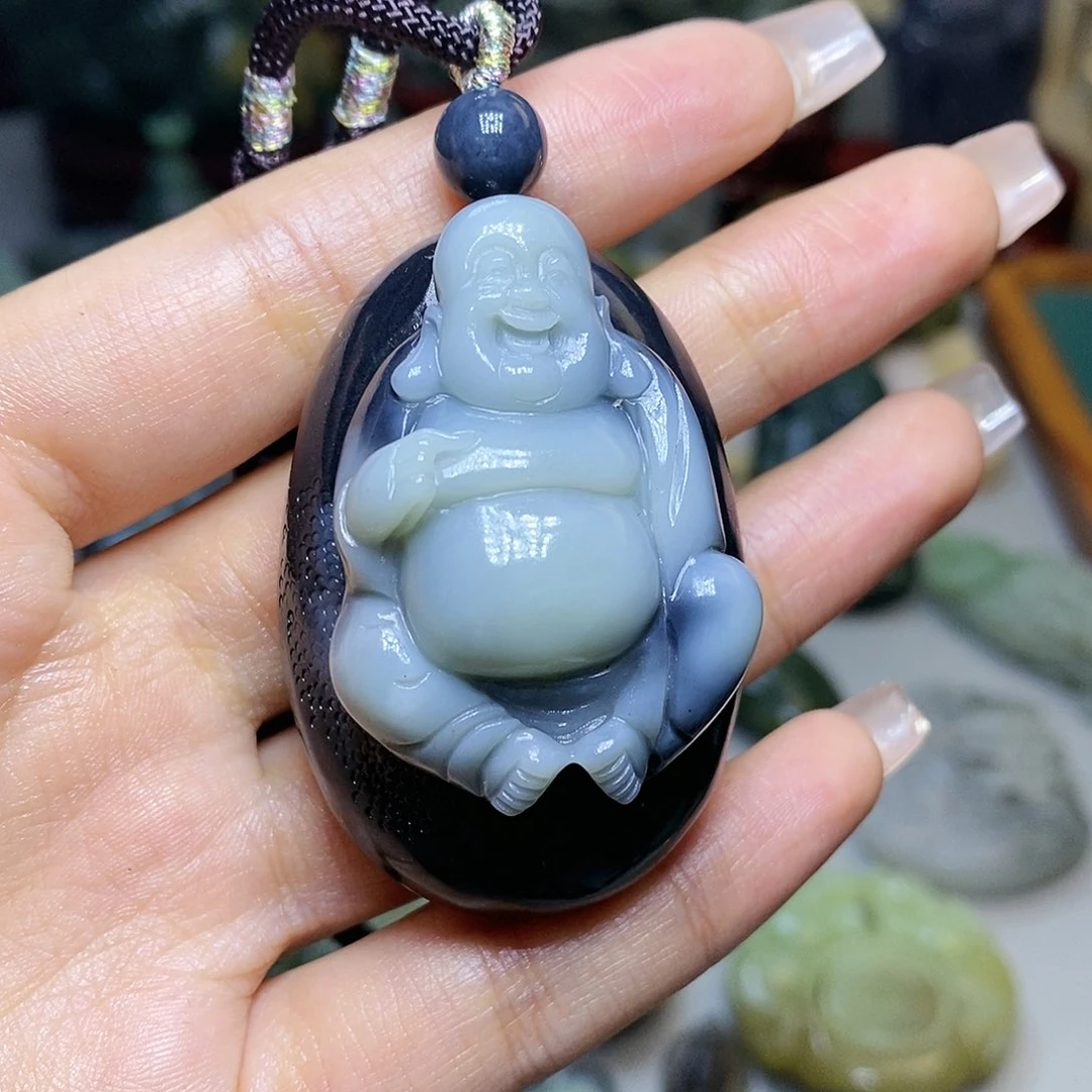 和田玉和田玉未镶嵌谁**安