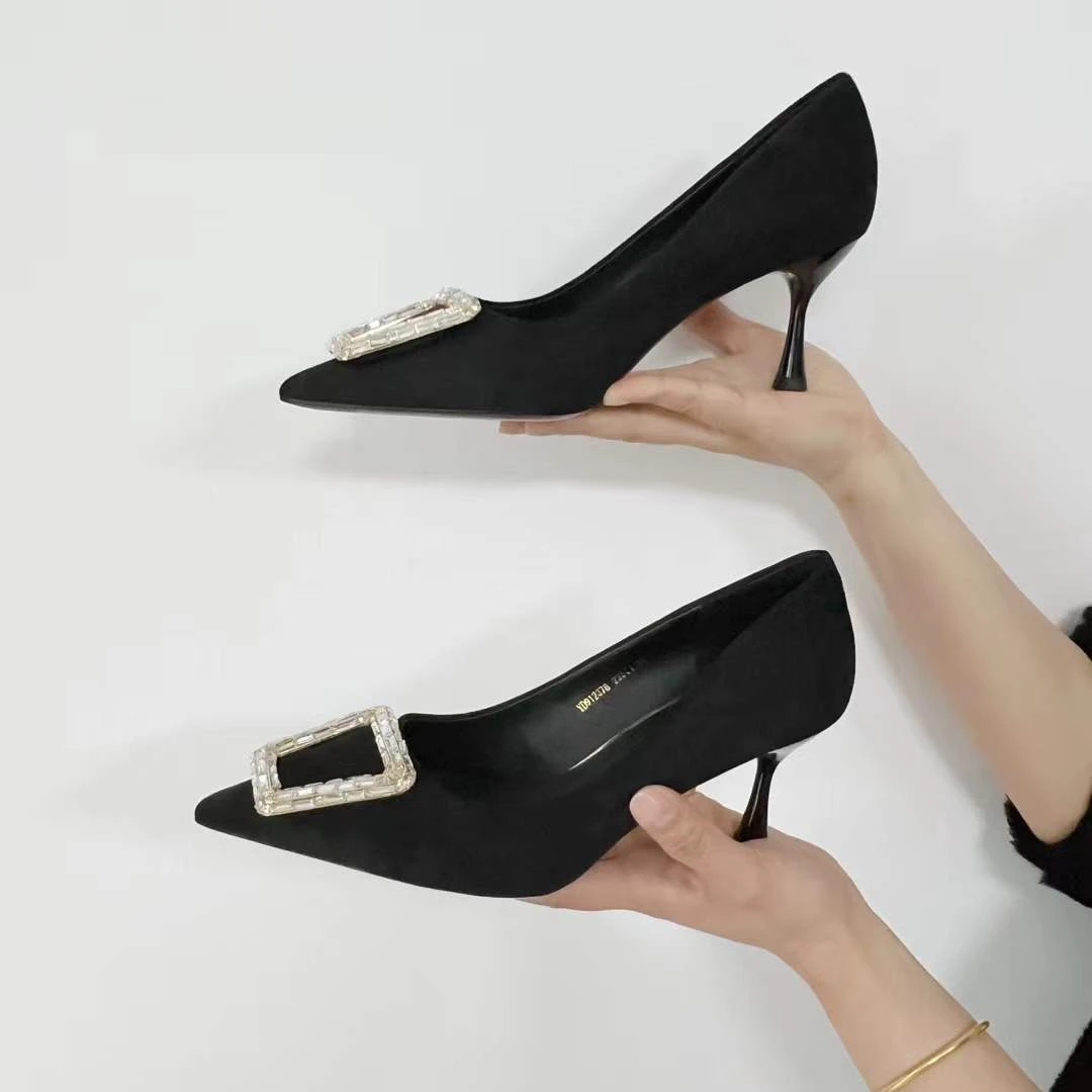 大厂出品912378纯色水钻高跟鞋尖头细跟浅口单鞋秋季失序混搭风