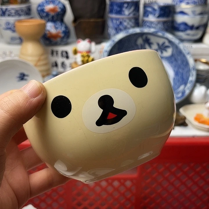 瓷片香*姐瓷器是传统陶器之一用陶器作为