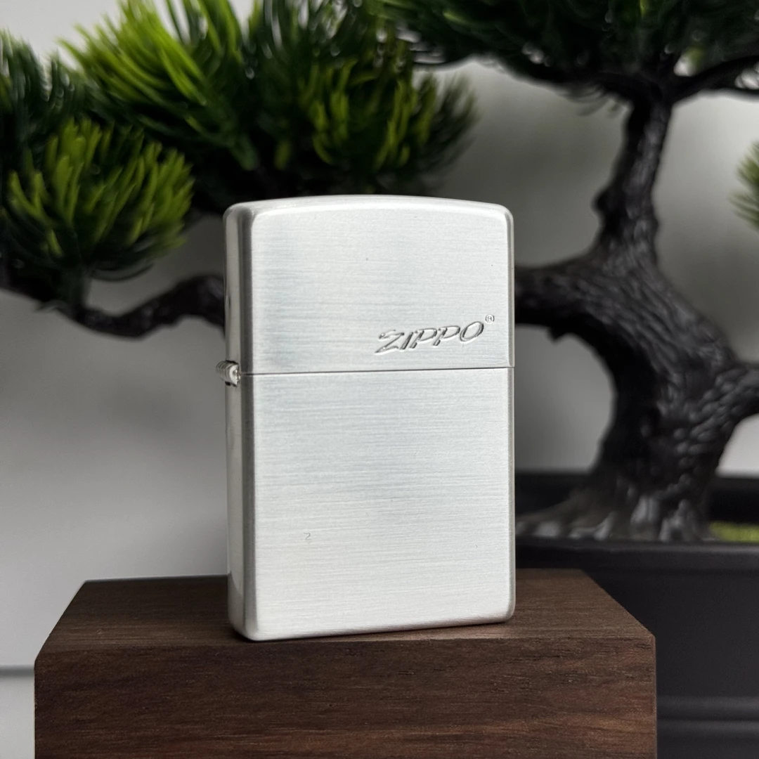 ZIPPO打火机 205常规包银zippo标志 煤油打火机 DYJ1