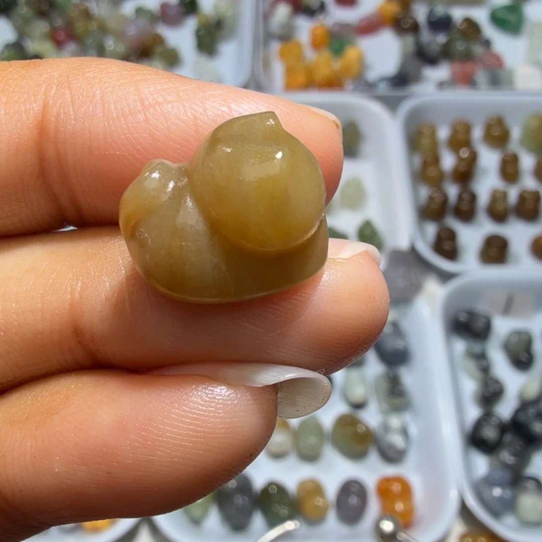 和田玉未镶嵌珠宝奇石