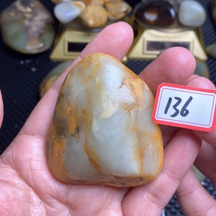 未镶嵌和田玉把件136