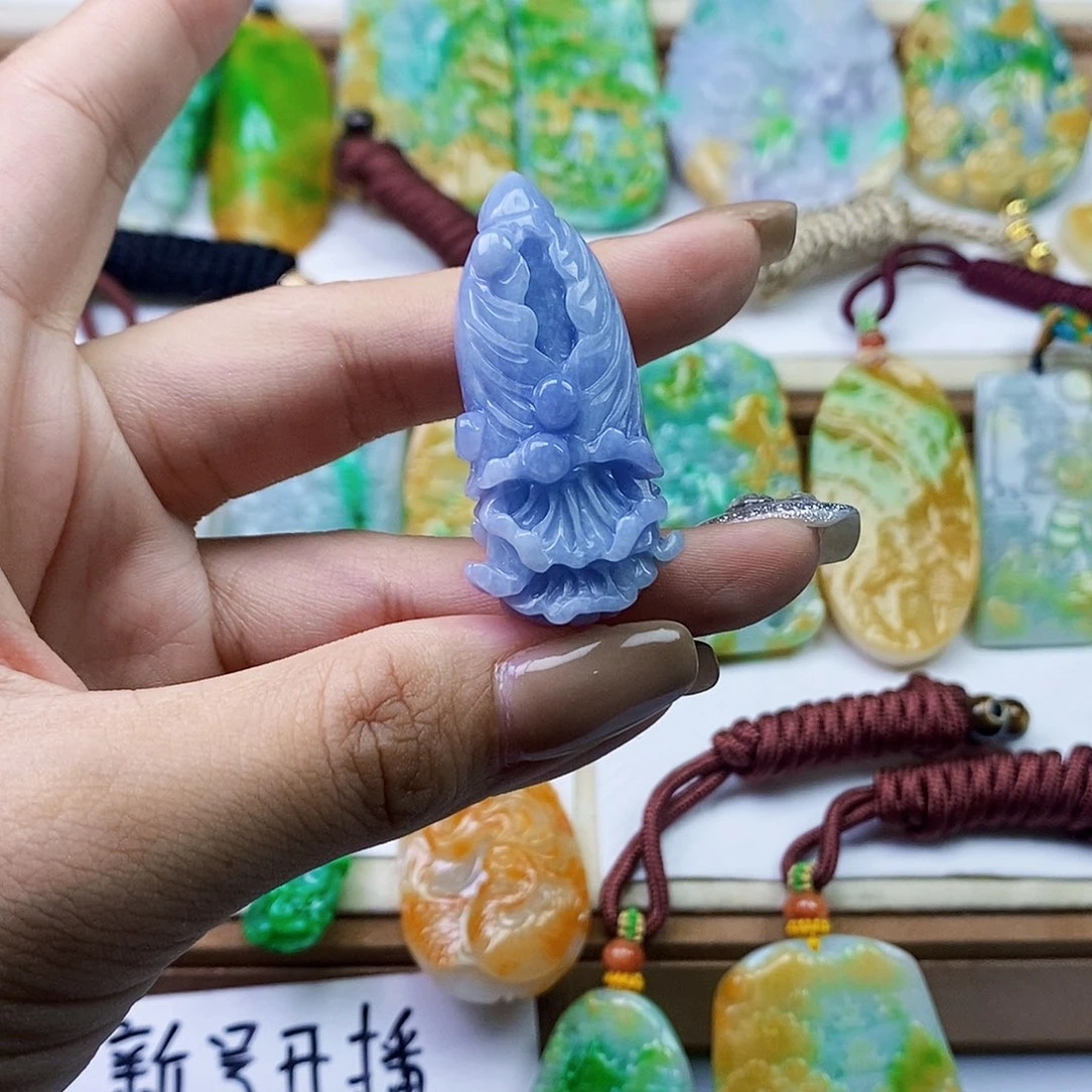 颈饰未镶嵌翡翠翡翠