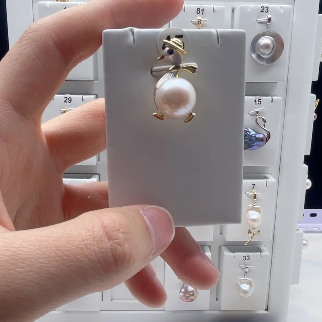 淡水珍珠合金颈饰