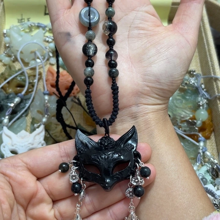 蛇纹石玉合金颈饰