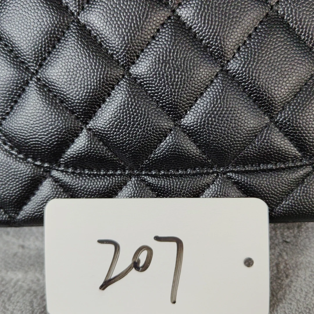 207黑色金扣CF鱼子酱包包