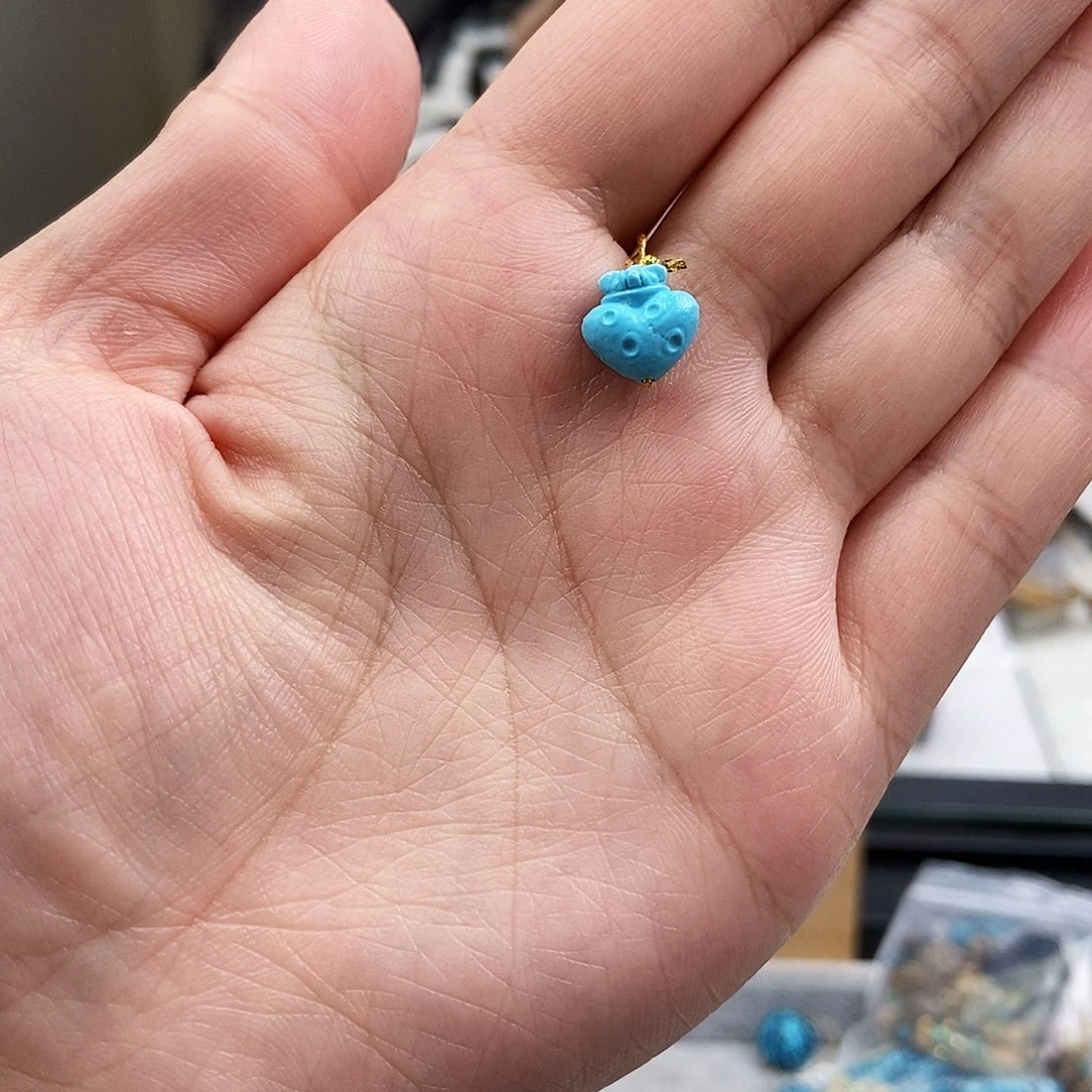 未镶嵌绿松石珠宝奇石
