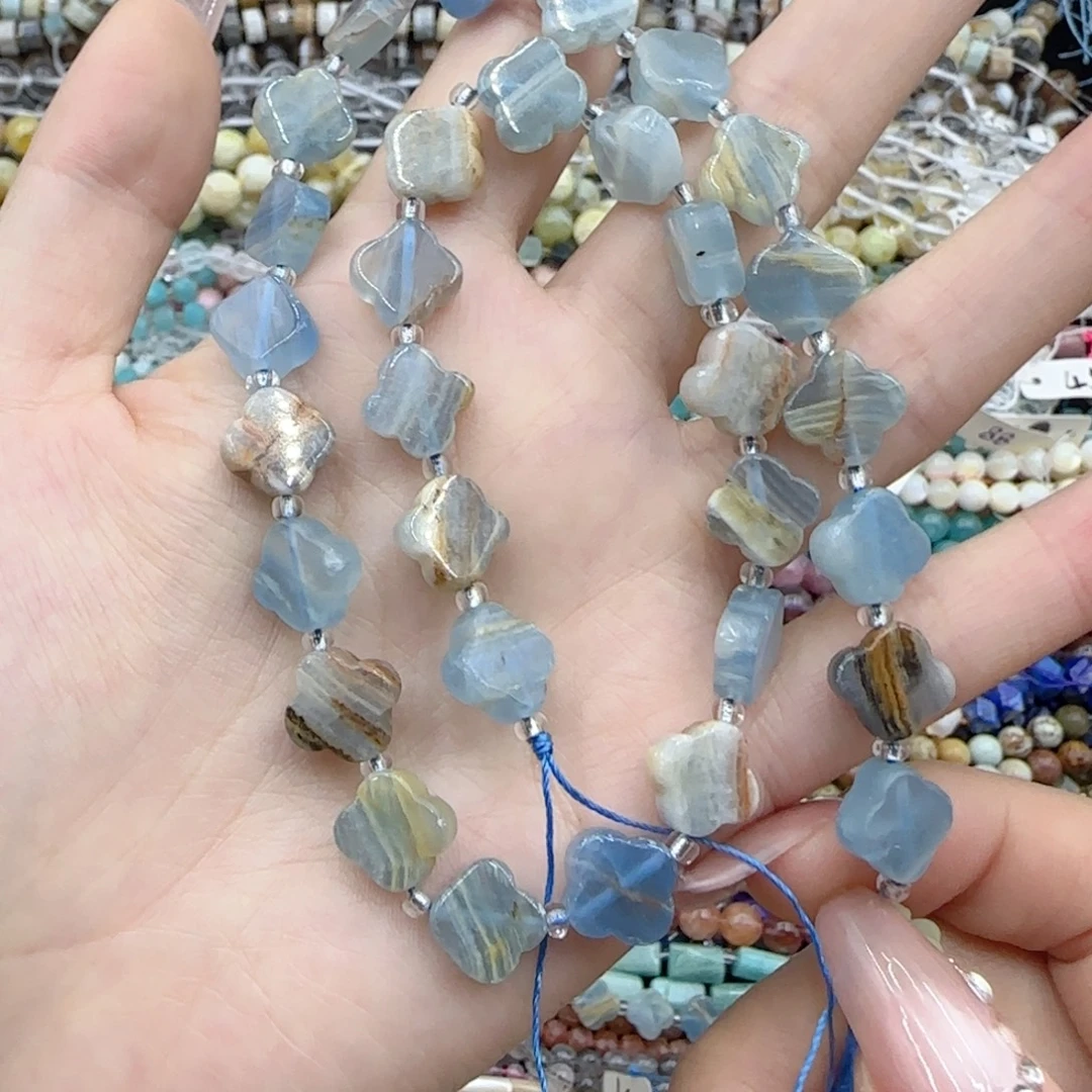 玛瑙/玉髓未镶嵌珠宝半成品蓝方解石四叶草一条