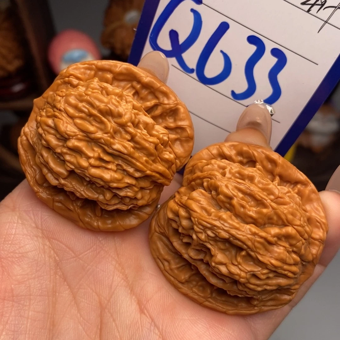 文玩核桃吊坠麦虎41