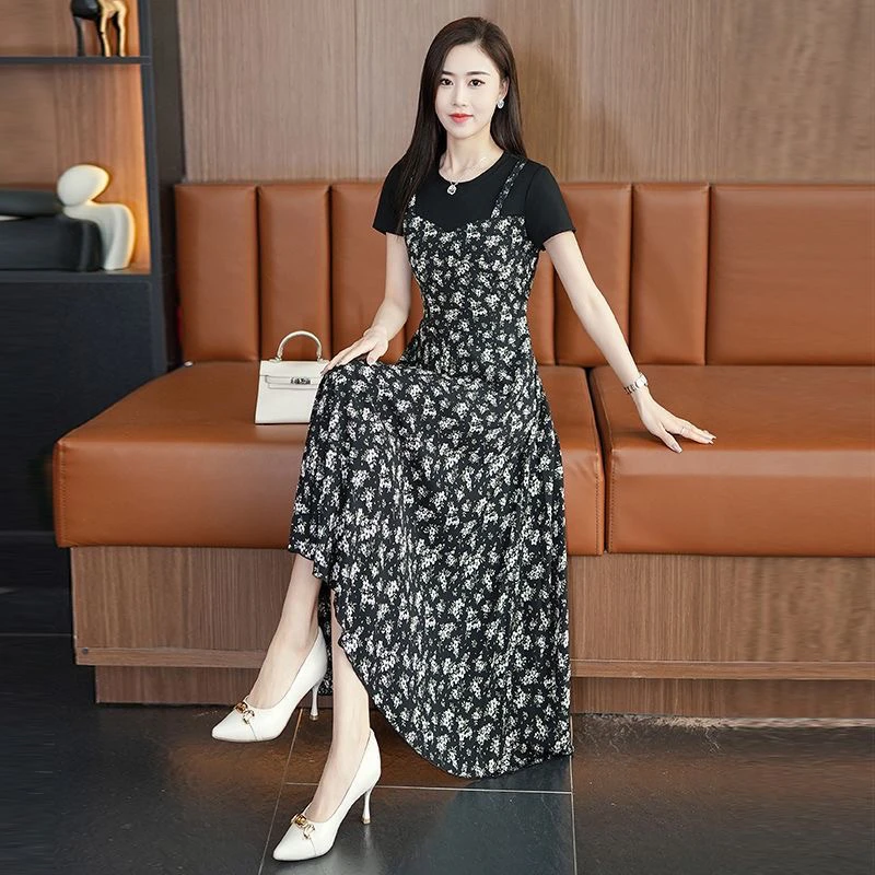 2025新款假两件连衣裙女洋气拼接短袖长裙遮肚显瘦胖mm气质碎花裙