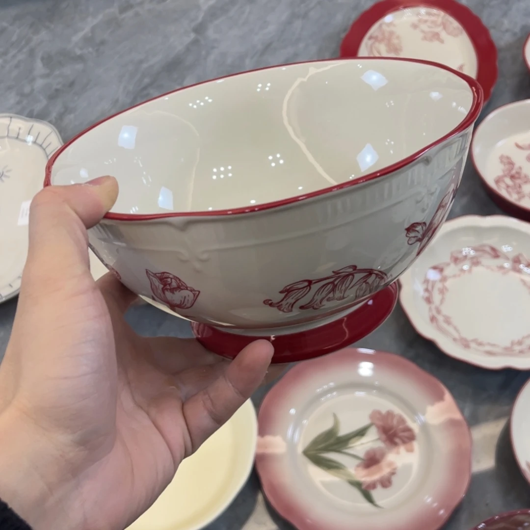 陶瓷微瑕餐具介意勿拍，满18飞！