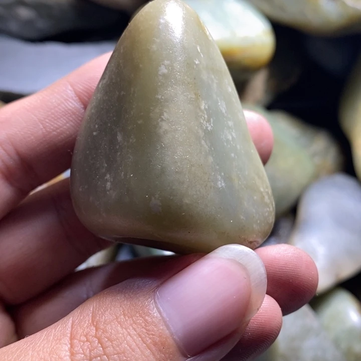 未镶嵌和田玉（糖玉）挂件