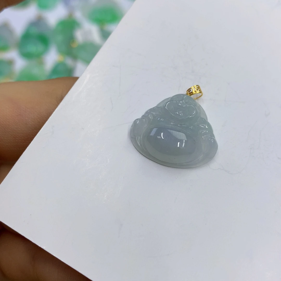 翡翠18K金镶嵌颈饰翡翠