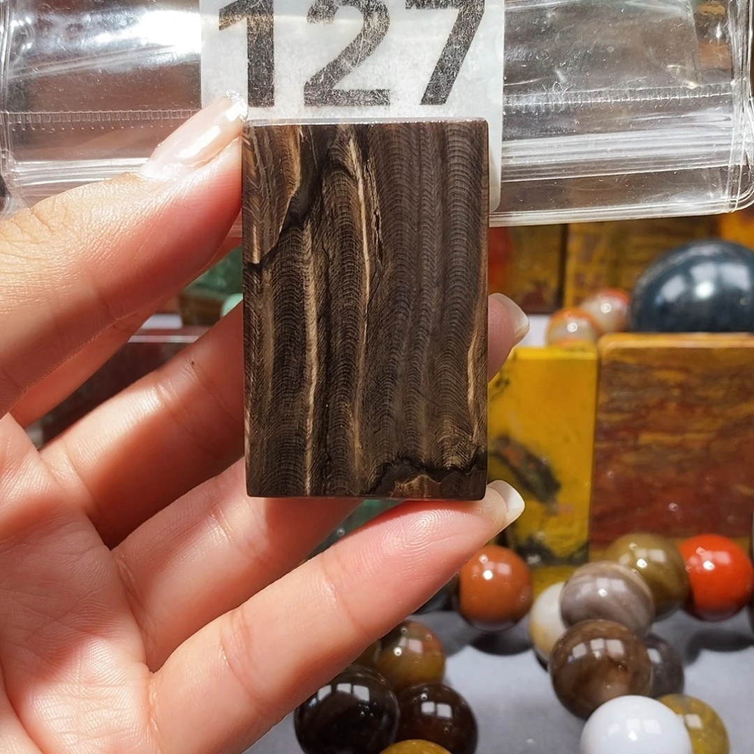 未镶嵌天然北票硅化玉吊坠硅化玉