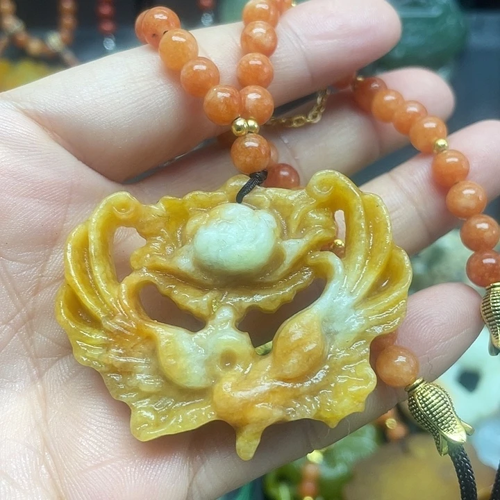 未镶嵌蛇纹石玉颈饰