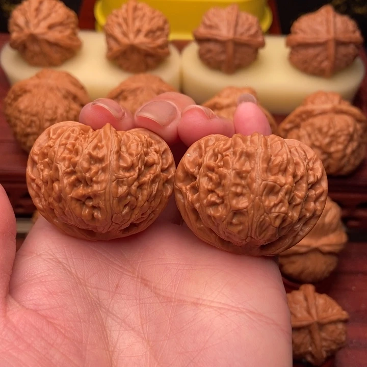 桃核把件宫灯狮子头41