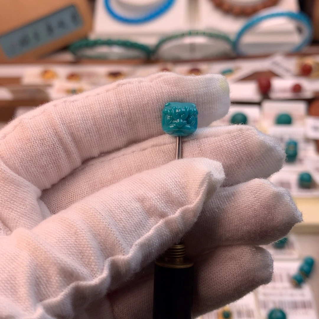 绿松石未镶嵌配饰凡