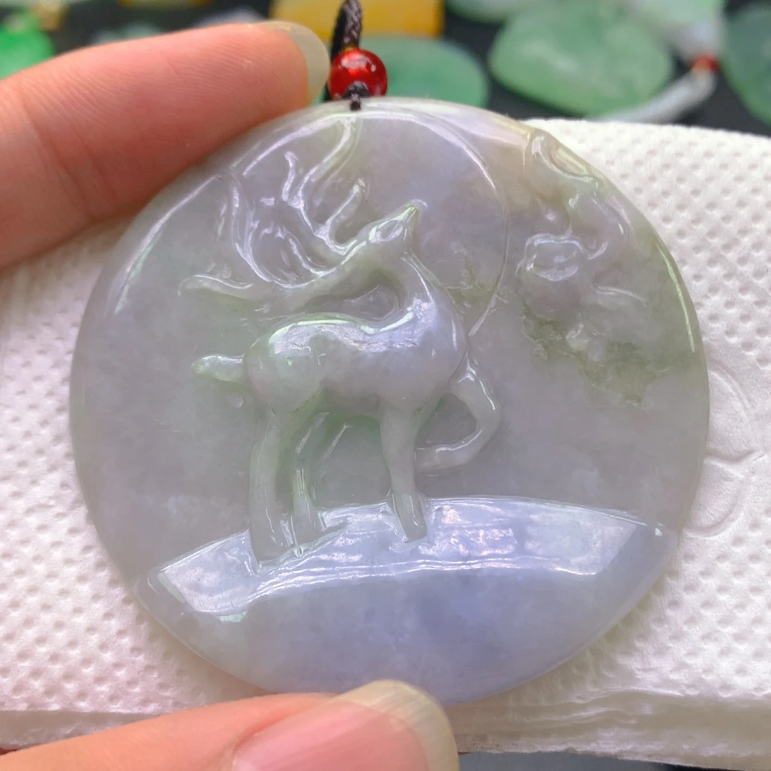 翡翠未镶嵌颈饰翡翠（微瑕