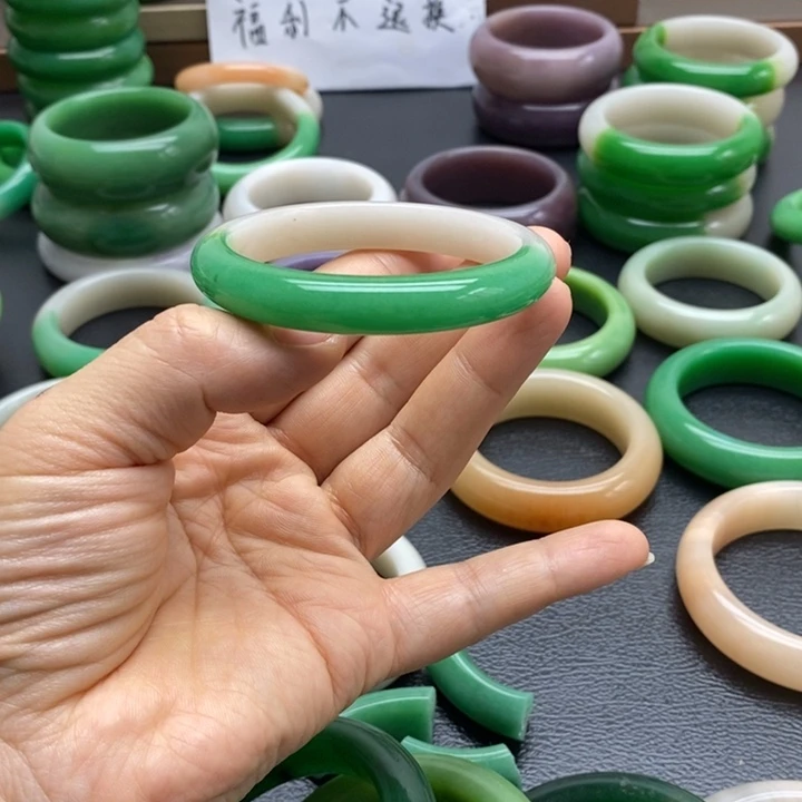 石英质玉手镯未镶嵌用**夏