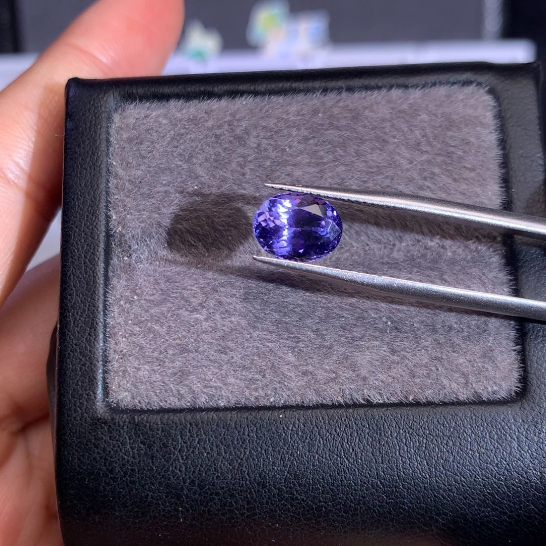 珠宝奇石未镶嵌坦桑石2.625ct