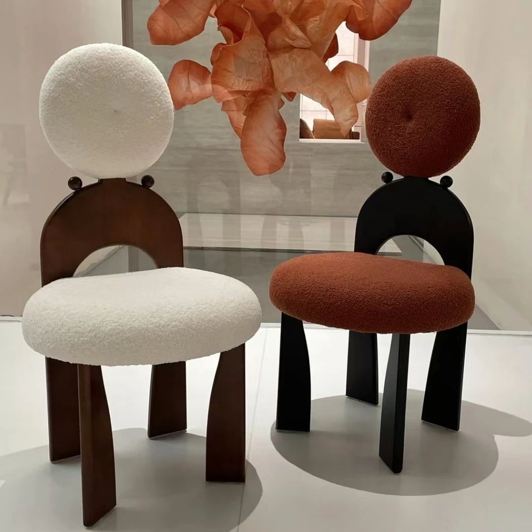 耳环椅侘寂风高靠背餐椅卧室化妆凳网红复古实木梳妆台椅子