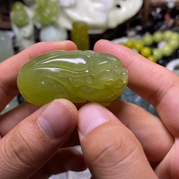 岫玉未镶嵌岫玉颈饰